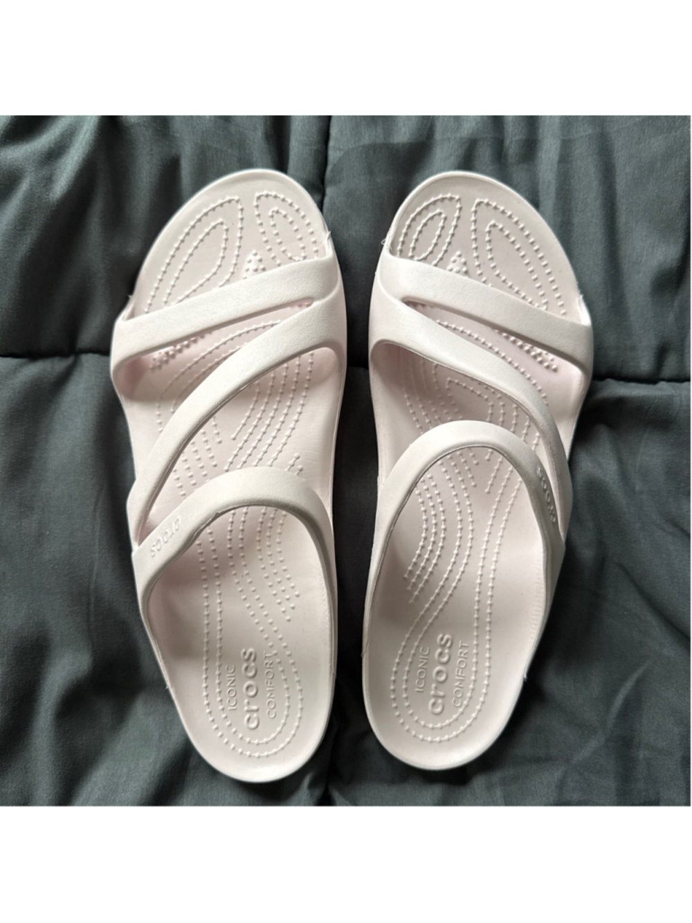 Women's Crocs Sandals Size 10 Pink Iconic Comfort Slide